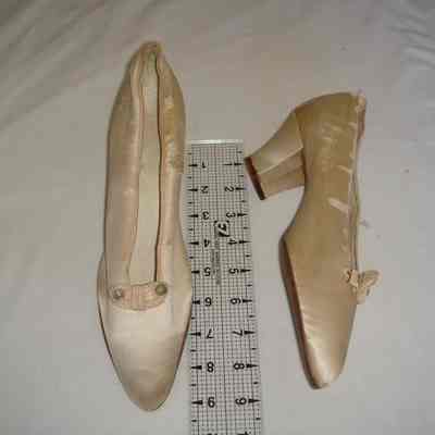 Shoe