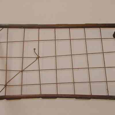 Bed, Doll--rope, spool type