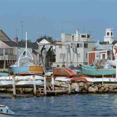 Traveling Boat Works