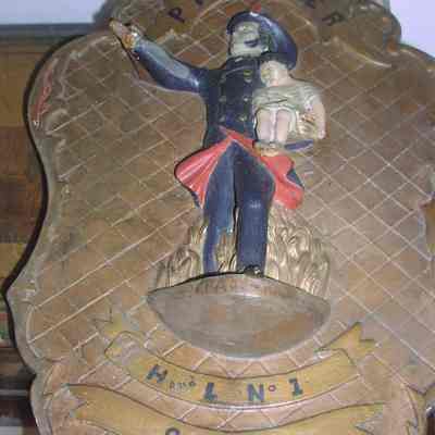 Plaque