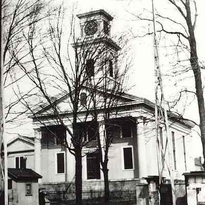 Union Church with tracks on right, Stonington CT
