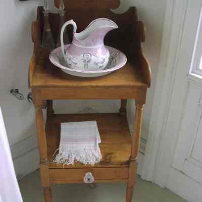 Washstand