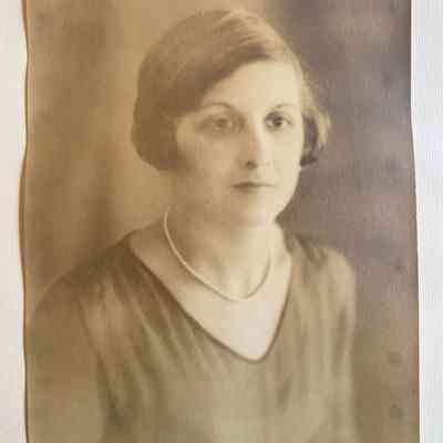 Mildred or Marion Gray