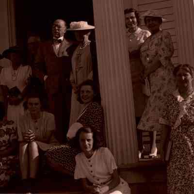 Group of people on front steps of Palmer House