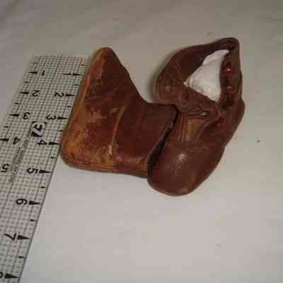 Shoe