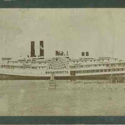 Steamer MASSACHUSETTS Steamer "Massachusetts"