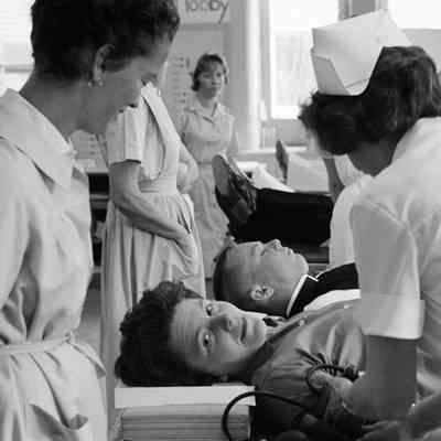 Pat Willson giving blood