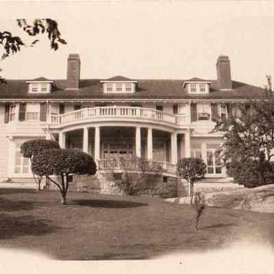Shawondasee Estate