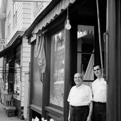 Schepis Package Store