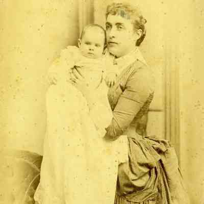 Daisy & Constance Warren