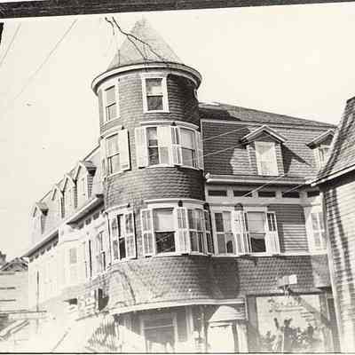 Burtch's Drug Store