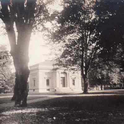 Stonington Free Library