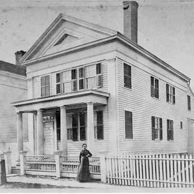 54 Gold Street