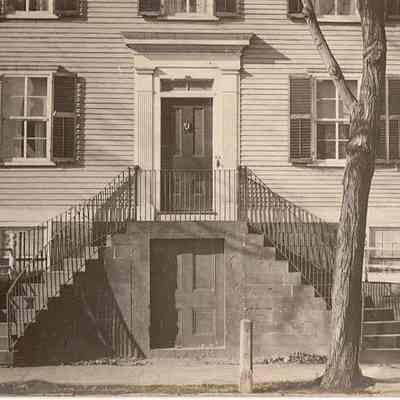 24 Main Street, Stonington CT