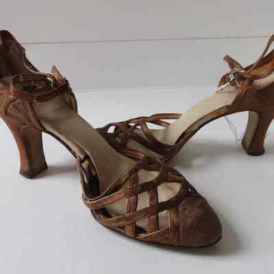 Shoe