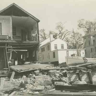 Near Water and Union Streets