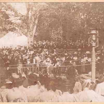 Stonington Parade