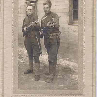 Photo of 2 WW1 Riflemen