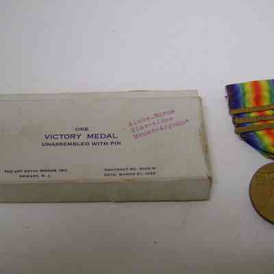 WWI Victory Medal with 3 battle clasps