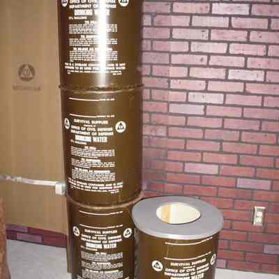 17.5 gallon water barrel