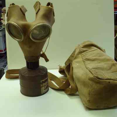 WWII Japanese Gas Mask & Bag