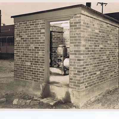 Clayton & Lambert Mfg.. Co.