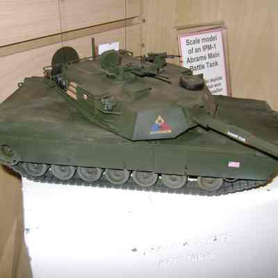 Model IP-M1 Abrams Tank