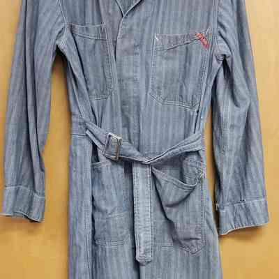 Fincks Red Bar Shop Coat
