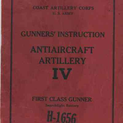 Gunners Instruct Antiaircraft Artillery4