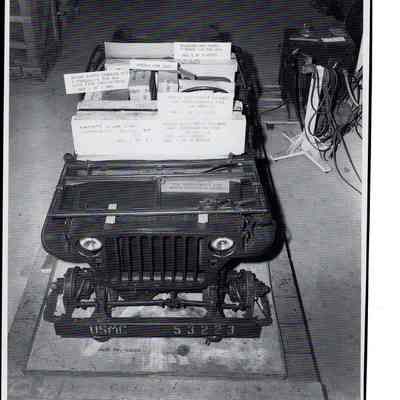 USMC jeep packing photo