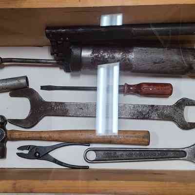 Clark CA-1 Bulldozer Tool Set