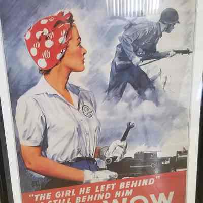 "She's a WOW" poster (reproduction)