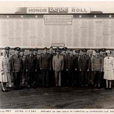 Defoe Shipbuilding Group Photo