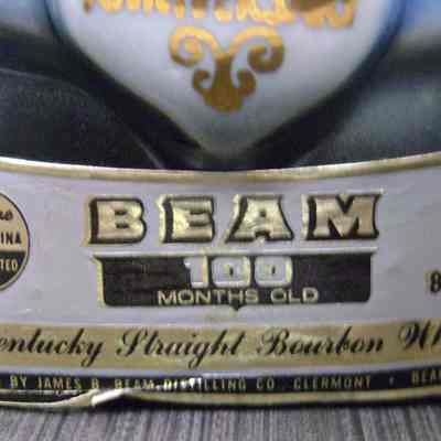 AMVETS Bourbon Bottle: Label