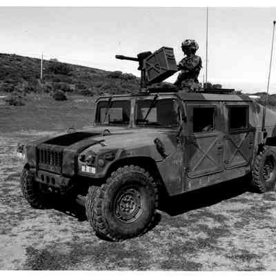M1025 with Mk19