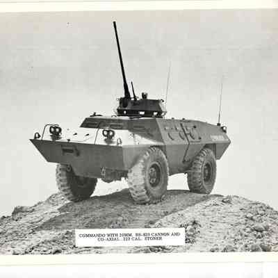 Commando, 20 mm Hs-820, .223 Cl. Stoner