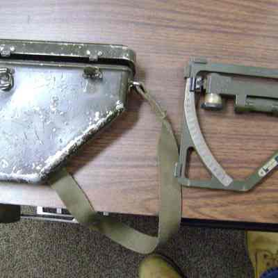 M1 Gunner’s Quadrant and case