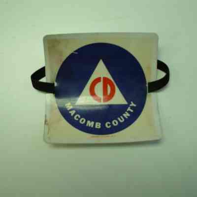 Macomb County CD arm placard