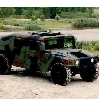 M1025A2