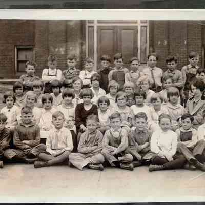 Altoona Public School - 3rd & 4th Grade Students-Spring 1927