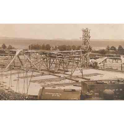 1913 Altoona roundhouse early construction
