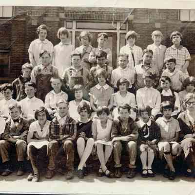 Altoona Public School - 5th & 6th Grade Students - Teacher Miss Paulsen Circa 1928