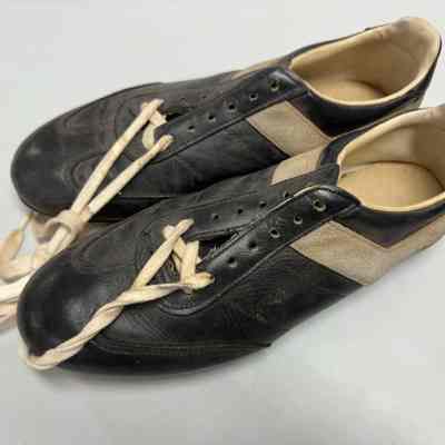 Baseball cleats