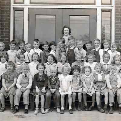 1939-1940 Altoona 1st grade class