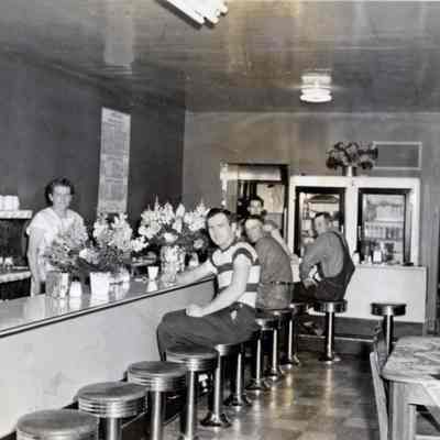 400 Club Cafe