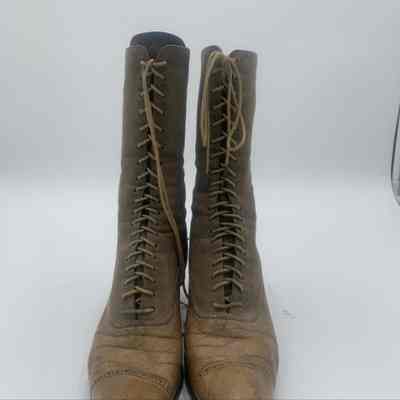 Ladies Lace Up Shoes/Boots