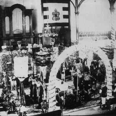 For reference only: Kaʻiulani lying in state at Kawaiahaʻo Church and her funeral procession through Honolulu, 1899.