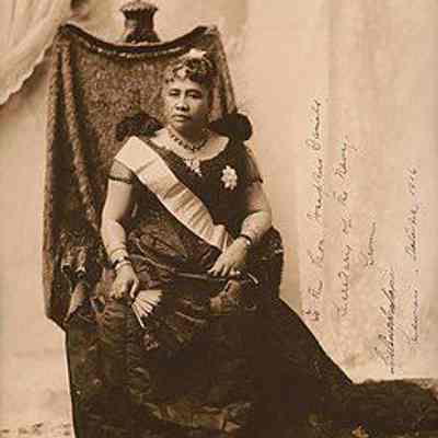 Reference Only: Liliʻuokalani (Hawaiian pronunciation: [liˌliʔuokəˈlɐni]; Lydia Liliʻu Loloku Walania Kamakaʻeha; September 2, 1838 – November 11, 1917) was the only queen regnant and the last sovereign monarch of the Hawaiian Kingdom, ruling from January 29, 1891, until the overthrow of the Hawaiian Kingdom on January 17, 1893. The composer of "Aloha ʻOe" and numerous other works, she wrote her autobiography Hawaiʻi's Story by Hawaiʻi's Queen during her imprisonment following the overthrow.