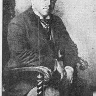 For reference only: The initial national bank notes issued in 1900 were signed by bank president Cecil Brown and cashier W.G. Cooper.[20] Cooper was replaced by Levi Tenney Peck[21] in 1905.[22] Due in large part to failing health, in 1915 Brown resigned as president to become Chairman of the Board and Peck became president.[23] Brown died in 1917.

Wikipedia Reference nos.