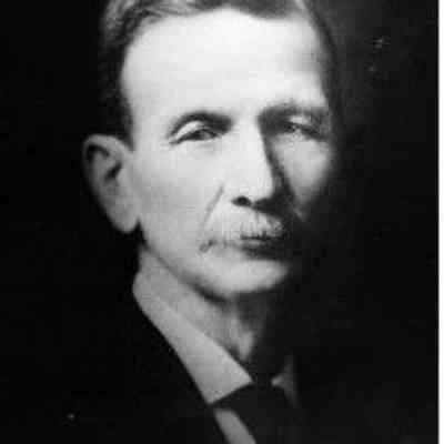 For reference only: S T Alexander
In 1904, Samuel Alexander arranged a trip with daughter Annie and Thomas L. Gulick, son of another missionary Peter Johnson Gulick (1796–1877). The men were looking forward to hunting big game in Africa, while Annie was developing an interest in paleontology. Gulick became ill and died August 15, 1904, in Kijabe, Kenya. On September 8 the Alexanders reached Victoria Falls. The next day they crossed the Zambezi river and climbed down the canyon for a better view. While posing for a picture, Samuel was hit by a boulder tossed down from workers above that crushed his foot.[25] He was buried at the Old Drift cemetery after dying a day later on September 10, 1904.[26]

Wikipedia Reference nos.